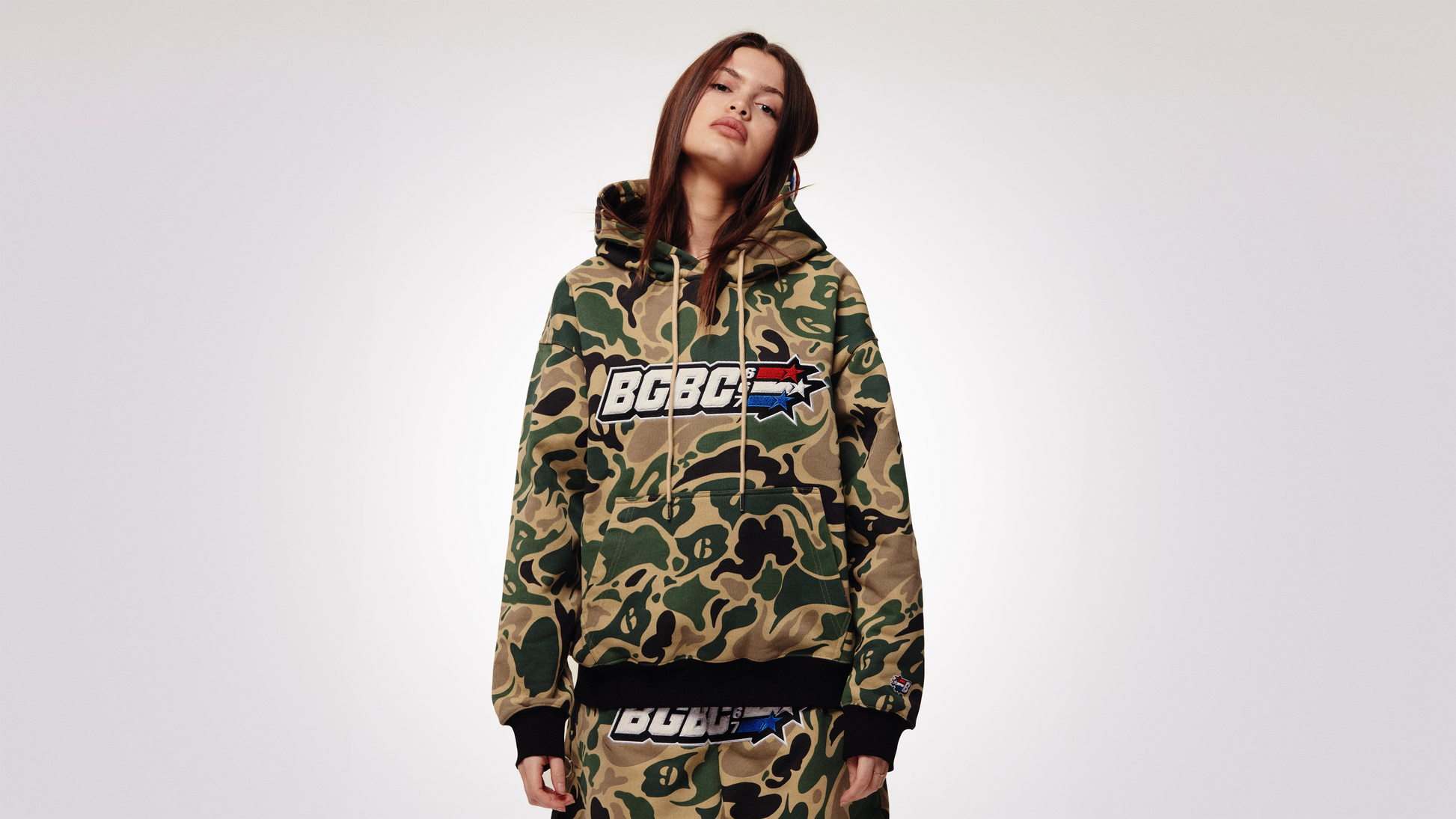新品　F.C.R.B SPEED CAMO HOODED BLOUSON F.C.Real Bristol SPEED CAMO HOODED BLOUSON FCRB-250027
